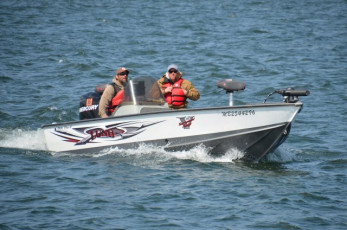 68AC1383-0C05-4871-BFB4-6A087C02D190