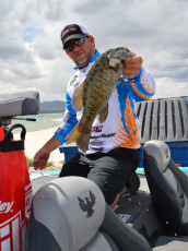 68BCCB41-4670-4FF4-8809-0A0D22838F41