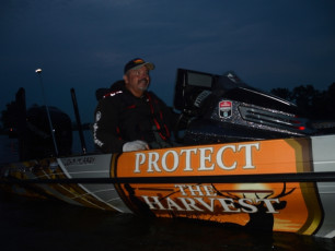 69A8E42F-B15C-433B-A83E-003F51AD61DE