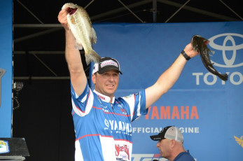 69DEDA90-5881-40B6-8F0B-F0970D7F339B