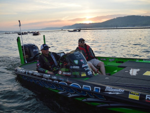 6A567BA2-4FF6-468C-A876-E9C5B4251D80