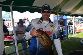 6AA0BBBF-286F-4414-A801-078B376C37DB