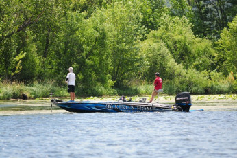 6BEC7F7F-824D-434B-8F4C-3706C2354952