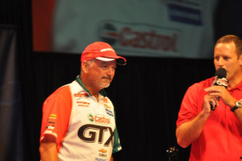 6C36B2A8-530E-4DF1-9F6D-CA67883DEB0D