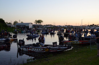 6CDFAA1C-77B8-4F2F-81D9-CEBA93E03021