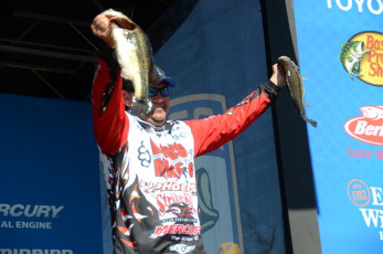 6CE3C9F5-4428-41F5-927C-457349E0850A