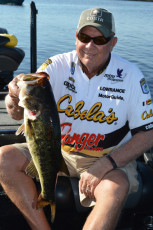 6DA3ABF8-7C39-47D6-AA55-F853020265D1