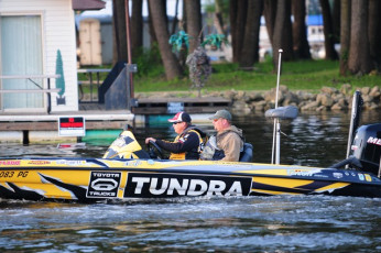 6DC8A5C3-59D6-4396-AC5D-24DBFAD84909