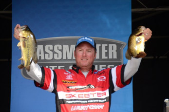 6DDC884F-E3D3-40DE-9BB4-70366DCB0E0F