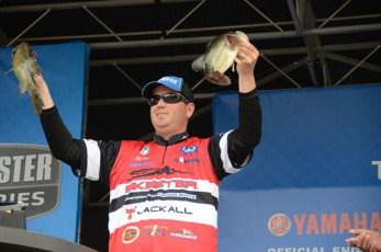 6DE09D98-C4D7-4E98-B3DF-6492662804F3