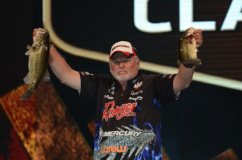 6DF6FD19-0338-4982-A35A-3D50696B2B04