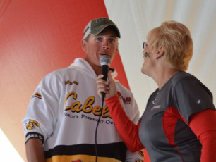 6F1799D9-24B6-49D2-90F1-7816C502F9B8