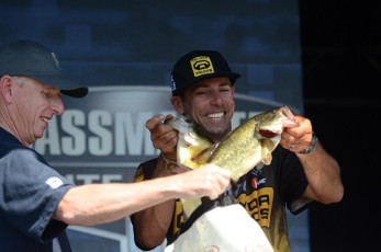 6F1CEBDF-5E9C-42DB-BE1F-EBF097E12373