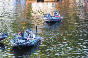 6F44B564-8B12-4E01-A506-9615F81FEDF5