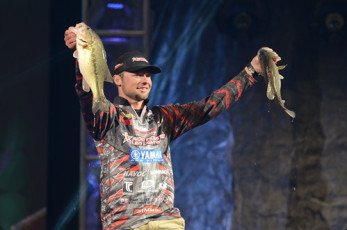 6F6DB73A-F9B9-4962-8127-F78AAAF0C4E2