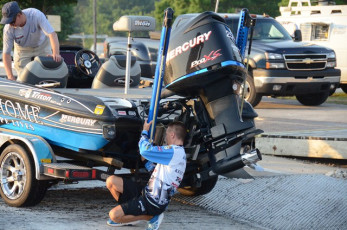 706A61A8-8312-4BC8-AD41-F6006DE179AC