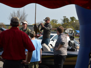 70FB5D6A-B571-4536-A270-85328973E8DB