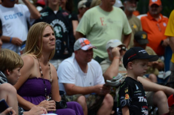 714FFCE9-3C9A-4ACC-A40B-77109B83C827