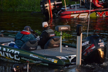 715AA0FC-109F-400D-AC68-D8457EF496E1