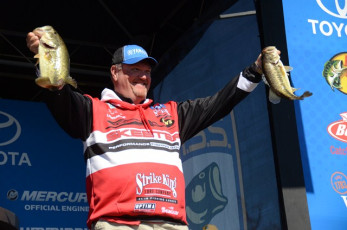 72032AC4-3F04-4533-A48E-D4029ABC942C