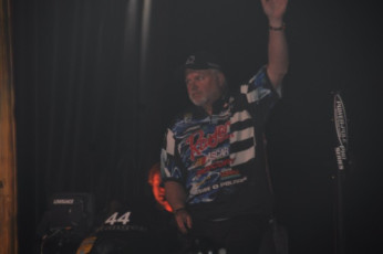 7265E89F-91EB-407D-8C8E-DA111FF76A46