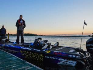 727E8637-11E1-44D8-9241-890BF73900F4