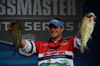 72A4FEFC-0137-44B5-A228-179320D7D4BA