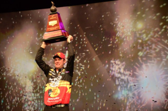 7337B0B9-5B11-4F4A-AF54-4B4F0F77EA50