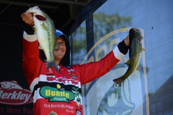 73EAB6F9-8C86-43BD-986E-4A14D848E0AD