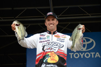 7482761C-D905-456E-9FB2-F0090FEC9A81