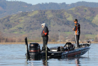 75199DB4-5439-4C92-8EE6-5DBDD6170DF9