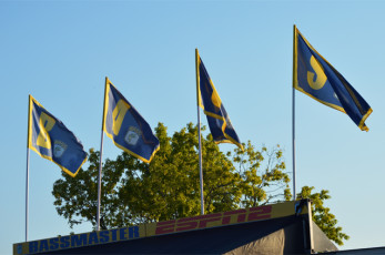 7546D832-14CA-48D8-99B8-F033B31AB443