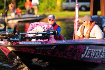 7579861D-E1EA-4CC7-8348-6CF006167F11