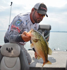 75FB344A-C022-45DA-A707-EECD2218C4B6