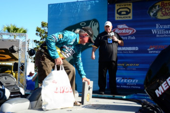 762108F6-C19C-4C4C-ACA2-8964D86A0297