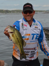 7652956C-C374-4CCF-9A54-08CD21FC2F8A