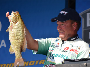 76DA1931-B035-4905-8A8E-D3F63743E4A1