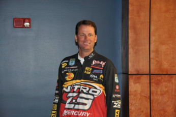 77C8FB95-C5E6-490A-9840-FBB637FF9212