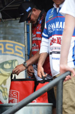 78CCCF6B-5AFA-4F3A-8710-19AB260A5D8F