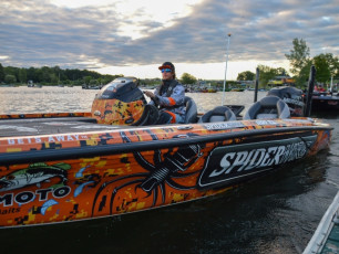 78EB780F-69CD-4D99-BD40-7FBC7F5B48EC