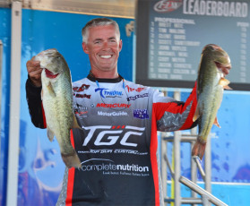 7A011DAC-ADC5-4B67-875B-411DD03F1860