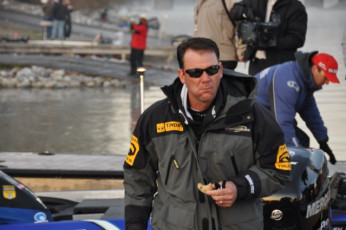 7A71B907-3788-4365-9194-8907E70B268C