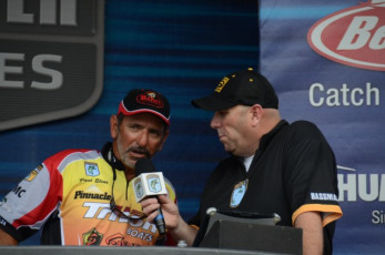 7AB2E09B-75F3-4264-A8A8-B02A07CF50BC