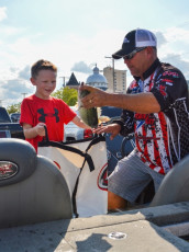 7B0024E9-E2D3-48D6-AF14-AE798E0FAABE