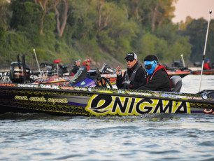 7C07E8E5-091F-4E4B-85A2-AF5FC5E73283