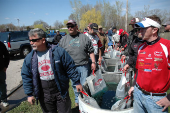 7CEE66EE-8220-416D-A544-2DA0566FDB03