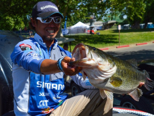 7D50F96E-2B97-4B5E-B779-ADE05AE9871A