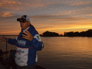 7DE09376-4CE0-4D80-AF51-4213DCD61F78