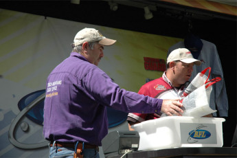 7E5554BF-769E-4B6A-828A-493B9F18AEE2