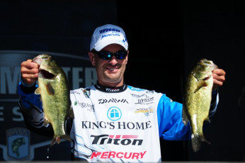 7E81DDCD-95AF-458B-BE6E-80B41ED5F328